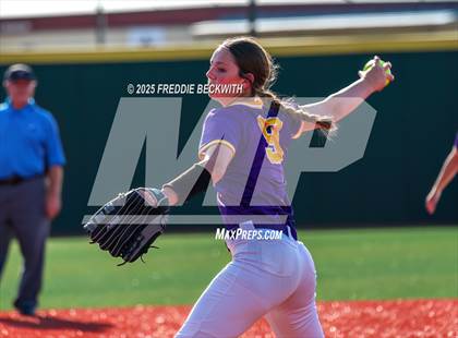 Thumbnail 1 in Sanger @ Celina photogallery.
