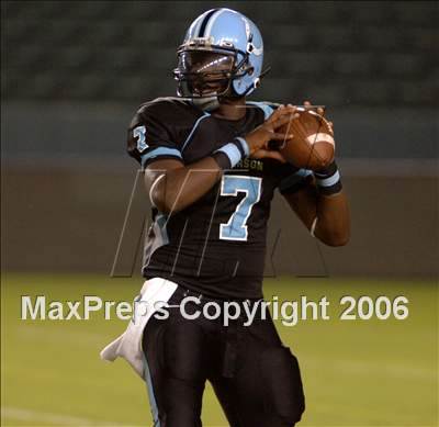 Thumbnail 1 in Harvard-Westlake vs. Carson (Home Depot Center) photogallery.