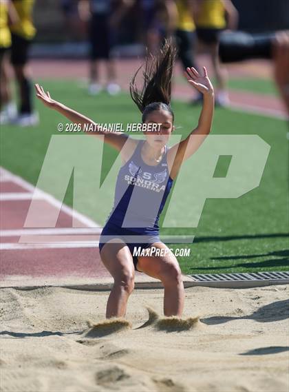 Thumbnail 1 in El Modena vs Sonora photogallery.