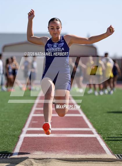 Thumbnail 1 in El Modena vs Sonora photogallery.