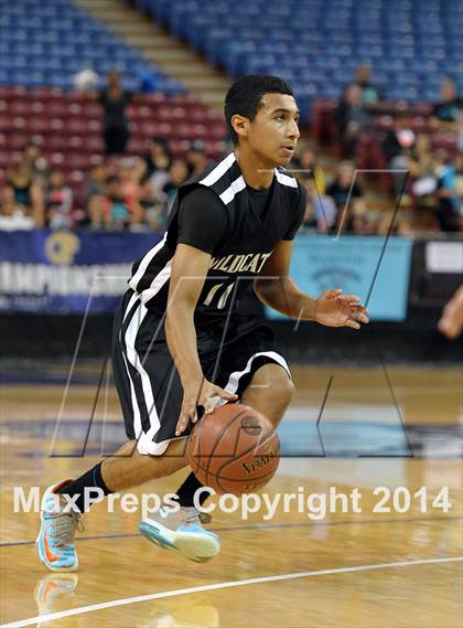 Thumbnail 2 in St. Joseph Notre Dame vs. Renaissance Academy (CIF State D5 Final) photogallery.