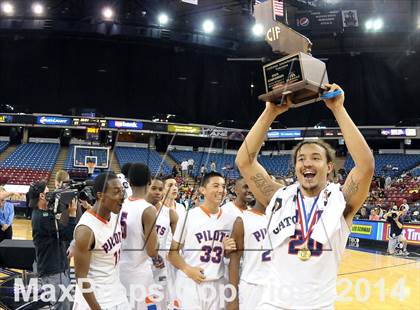 Thumbnail 3 in St. Joseph Notre Dame vs. Renaissance Academy (CIF State D5 Final) photogallery.