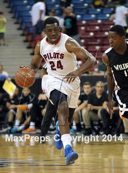 Thumbnail 2 in St. Joseph Notre Dame vs. Renaissance Academy (CIF State D5 Final) photogallery.