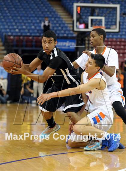 Thumbnail 1 in St. Joseph Notre Dame vs. Renaissance Academy (CIF State D5 Final) photogallery.
