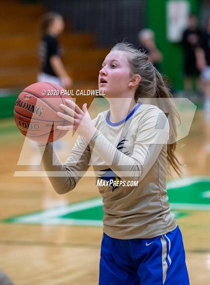 Thumbnail 3 in Deer Park @ Elma (WIAA 1A Regional Playoff) photogallery.