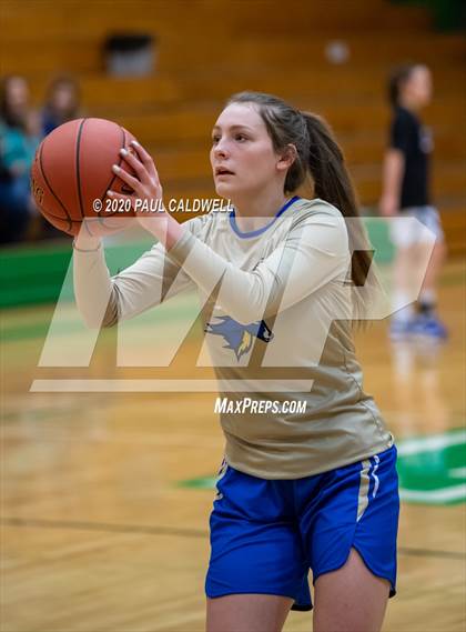 Thumbnail 1 in Deer Park @ Elma (WIAA 1A Regional Playoff) photogallery.