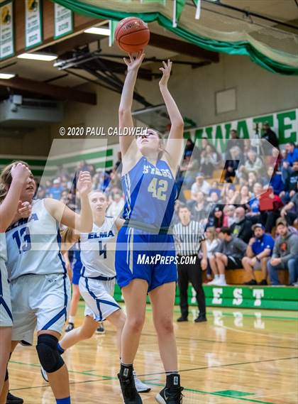 Thumbnail 2 in Deer Park @ Elma (WIAA 1A Regional Playoff) photogallery.