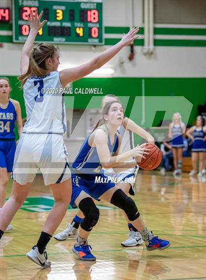Thumbnail 1 in Deer Park @ Elma (WIAA 1A Regional Playoff) photogallery.