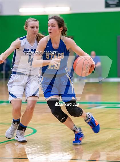 Thumbnail 1 in Deer Park @ Elma (WIAA 1A Regional Playoff) photogallery.