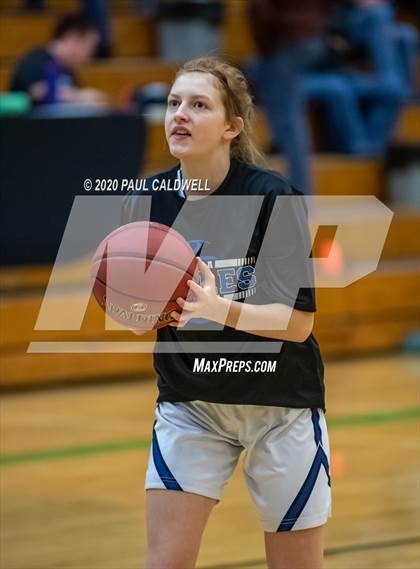 Thumbnail 1 in Deer Park @ Elma (WIAA 1A Regional Playoff) photogallery.