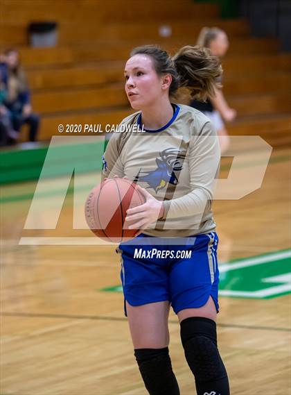 Thumbnail 2 in Deer Park @ Elma (WIAA 1A Regional Playoff) photogallery.