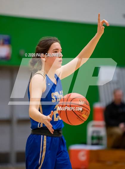 Thumbnail 3 in Deer Park @ Elma (WIAA 1A Regional Playoff) photogallery.