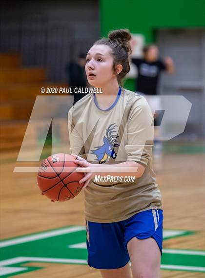 Thumbnail 2 in Deer Park @ Elma (WIAA 1A Regional Playoff) photogallery.