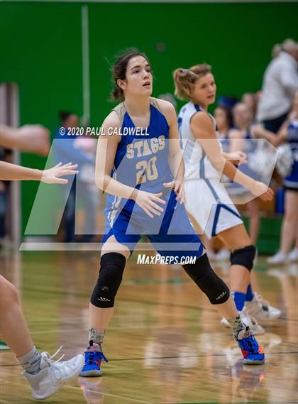 Thumbnail 1 in Deer Park @ Elma (WIAA 1A Regional Playoff) photogallery.