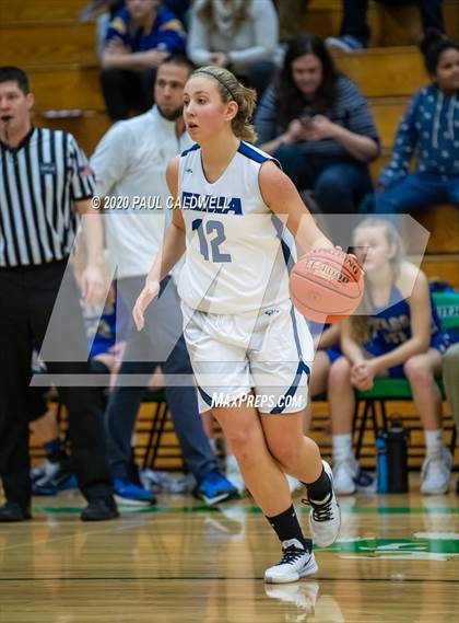 Thumbnail 1 in Deer Park @ Elma (WIAA 1A Regional Playoff) photogallery.