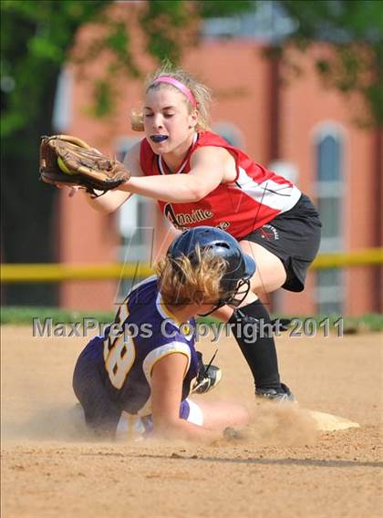 Thumbnail 2 in Annville-Cleona @ Lancaster Catholic photogallery.