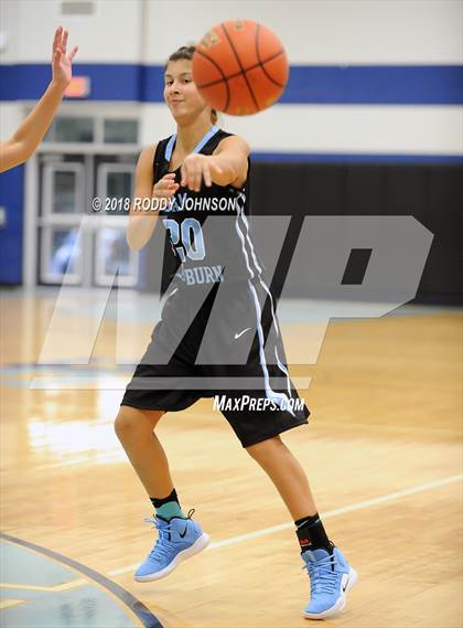 Thumbnail 2 in Sam Rayburn vs. Lake Ridge (McDonald's Texas Invitational) photogallery.