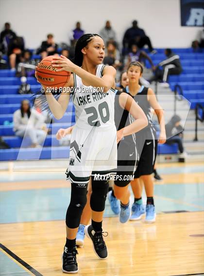 Thumbnail 1 in Sam Rayburn vs. Lake Ridge (McDonald's Texas Invitational) photogallery.