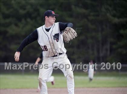 Thumbnail 3 in Del Norte @ McKinleyville photogallery.