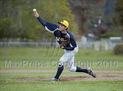 Thumbnail 1 in Del Norte @ McKinleyville photogallery.