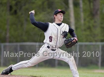 Thumbnail 1 in Del Norte @ McKinleyville photogallery.
