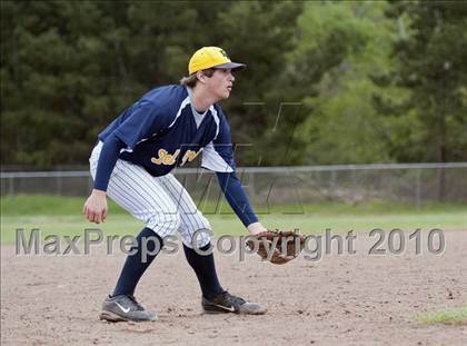 Thumbnail 1 in Del Norte @ McKinleyville photogallery.