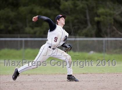 Thumbnail 3 in Del Norte @ McKinleyville photogallery.
