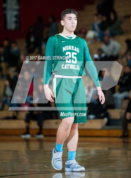 Thumbnail 3 in Moreau Catholic @ James Logan photogallery.