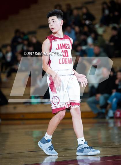 Thumbnail 3 in Moreau Catholic @ James Logan photogallery.