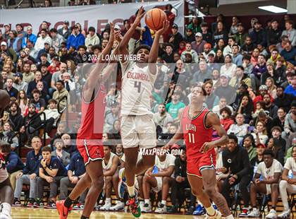 Thumbnail 3 in Long Island Lutheran vs. Christopher Columbus (Spalding Hoophall Classic) photogallery.
