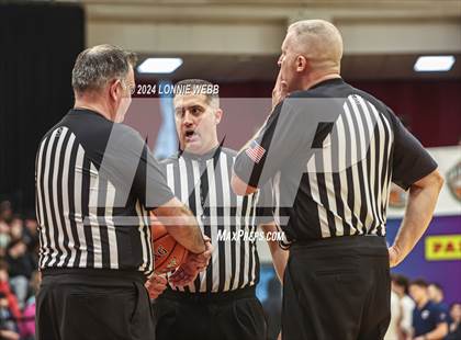 Thumbnail 1 in Long Island Lutheran vs. Christopher Columbus (Spalding Hoophall Classic) photogallery.