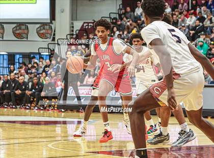 Thumbnail 1 in Long Island Lutheran vs. Christopher Columbus (Spalding Hoophall Classic) photogallery.