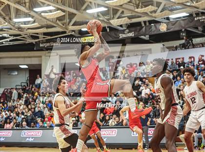 Thumbnail 1 in Long Island Lutheran vs. Christopher Columbus (Spalding Hoophall Classic) photogallery.