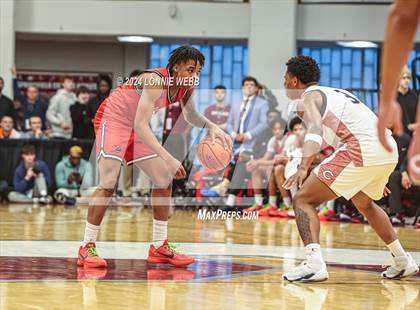 Thumbnail 1 in Long Island Lutheran vs. Christopher Columbus (Spalding Hoophall Classic) photogallery.