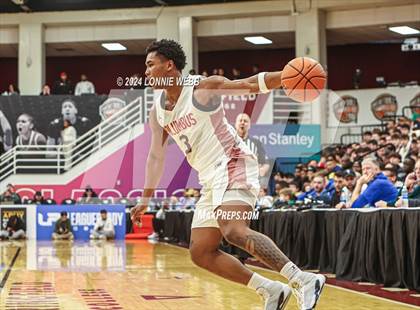 Thumbnail 2 in Long Island Lutheran vs. Christopher Columbus (Spalding Hoophall Classic) photogallery.