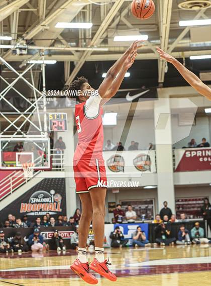 Thumbnail 3 in Long Island Lutheran vs. Christopher Columbus (Spalding Hoophall Classic) photogallery.