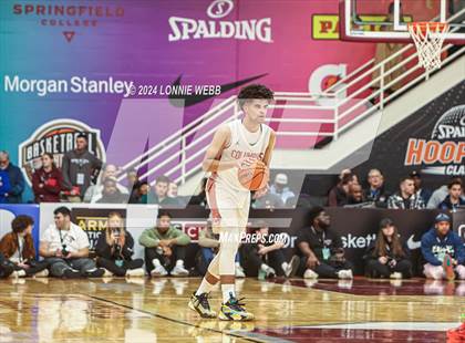 Thumbnail 3 in Long Island Lutheran vs. Christopher Columbus (Spalding Hoophall Classic) photogallery.