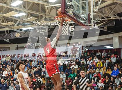 Thumbnail 2 in Long Island Lutheran vs. Christopher Columbus (Spalding Hoophall Classic) photogallery.