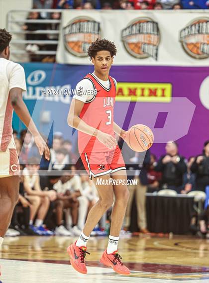 Thumbnail 3 in Long Island Lutheran vs. Christopher Columbus (Spalding Hoophall Classic) photogallery.