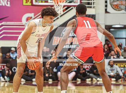 Thumbnail 3 in Long Island Lutheran vs. Christopher Columbus (Spalding Hoophall Classic) photogallery.