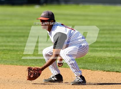 Thumbnail 3 in Saugus @ Hart photogallery.