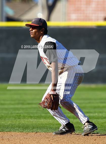 Thumbnail 1 in Saugus @ Hart photogallery.