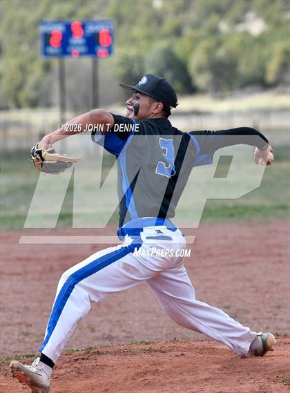 Thumbnail 2 in Questa @ Penasco photogallery.