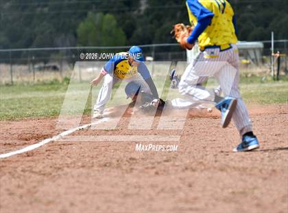 Thumbnail 2 in Questa @ Penasco photogallery.