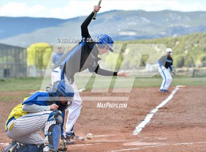 Thumbnail 2 in Questa @ Penasco photogallery.
