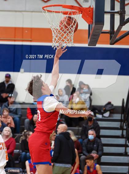 Thumbnail 2 in Los Alamitos @ Cypress photogallery.