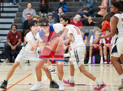 Thumbnail 3 in Los Alamitos @ Cypress photogallery.
