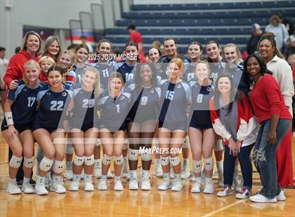 Thumbnail 1 in Oxford @ Lewisburg photogallery.