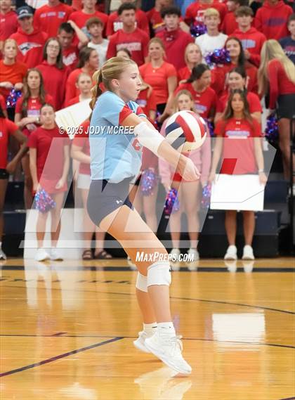 Thumbnail 2 in Oxford @ Lewisburg photogallery.