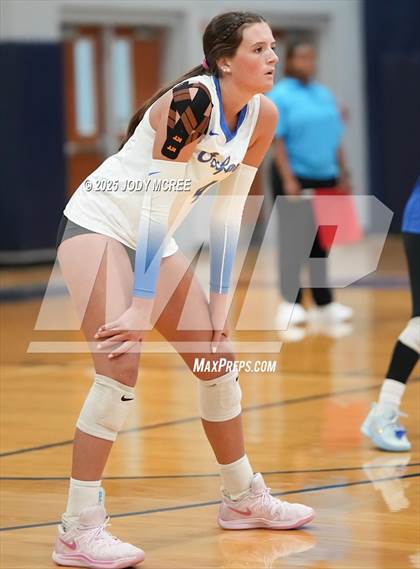 Thumbnail 3 in Oxford @ Lewisburg photogallery.